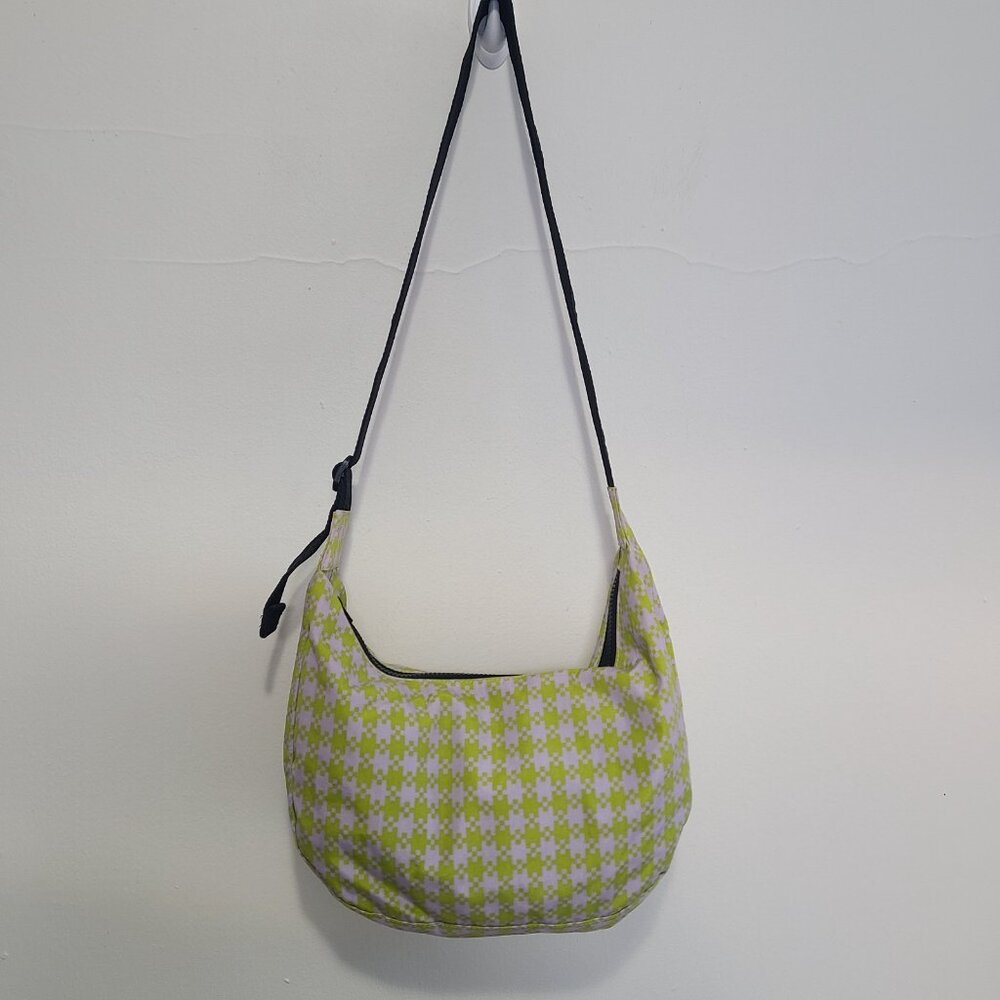 Baggu Medium Crescent Shoulder Crossbody Bag Pistachio Pixel - Picture 6 of 9